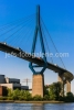 Köhlbrandbrücke über dem Hamburger Hafen